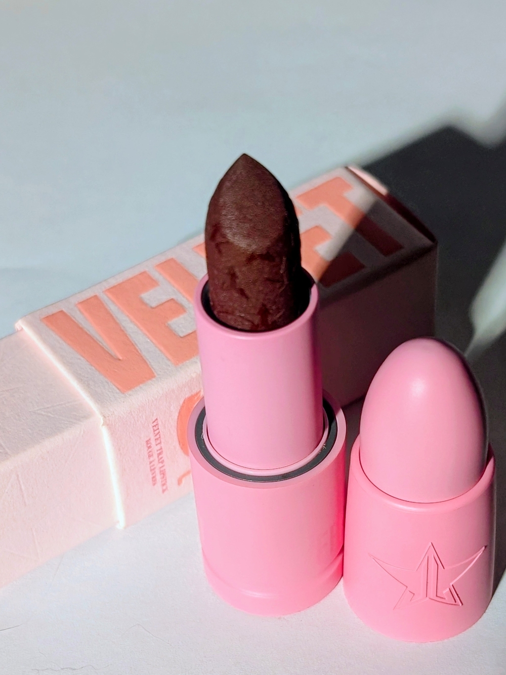 Jeffree Star Velvet Trap Lipstick - Communion Wine